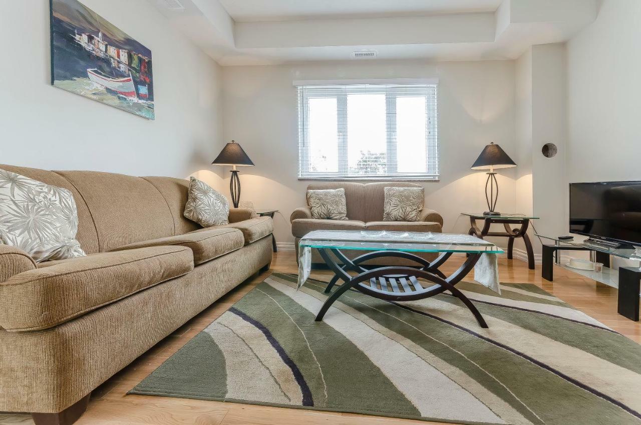 Apartment Canada Dream Vacation Srima Eksteriør billede